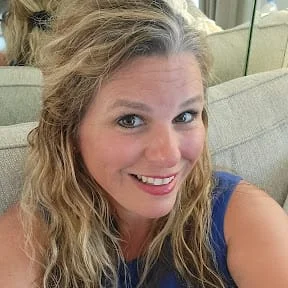 Dianna Adams